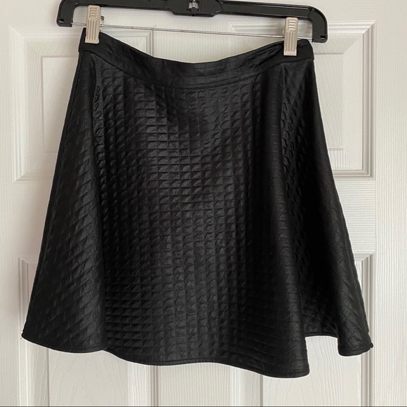 Dresses & Skirts - ‼️ 3/$20 Bundle option. Nordstrom skater skirt